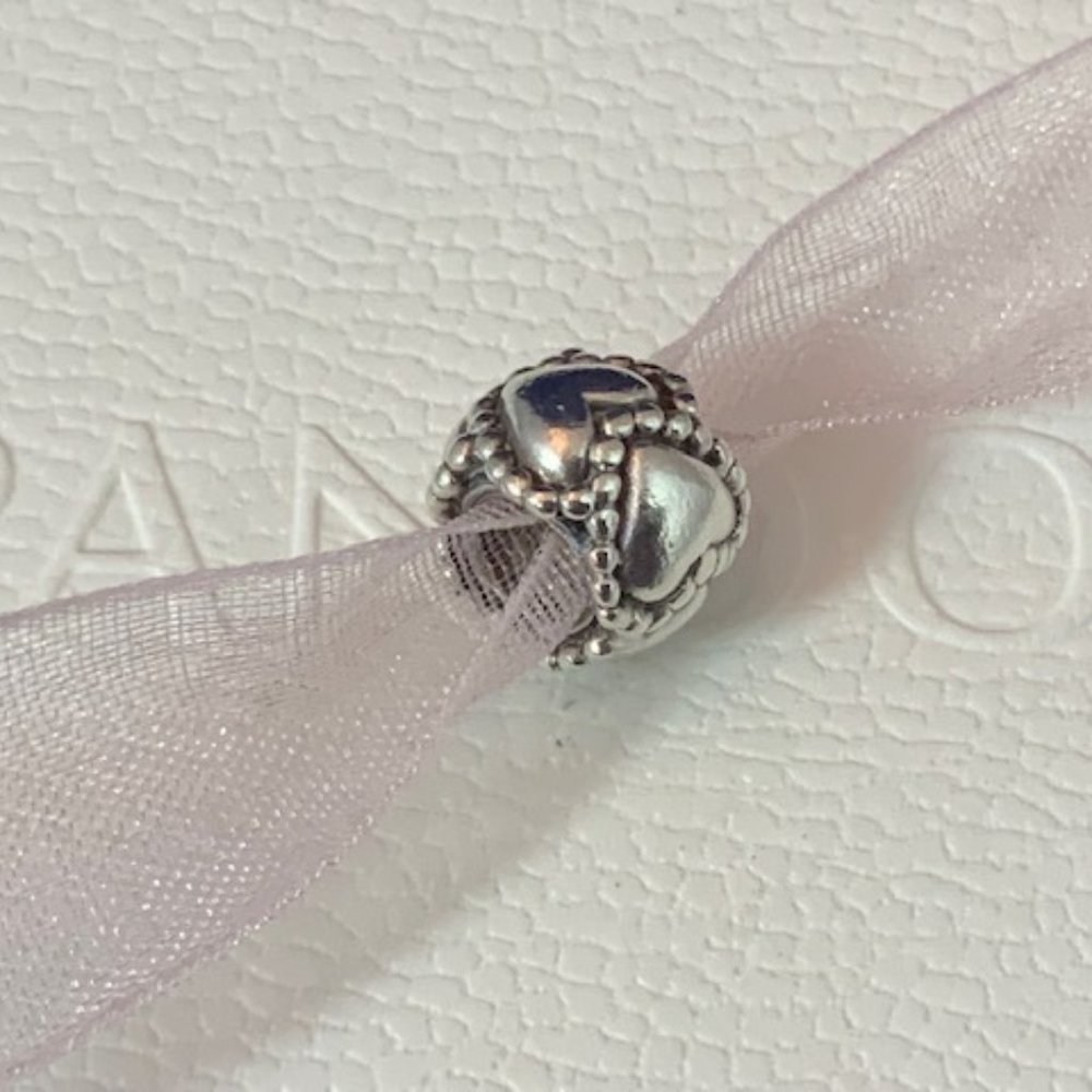 NWOT Pandora Sterling Everlasting Lover Charm